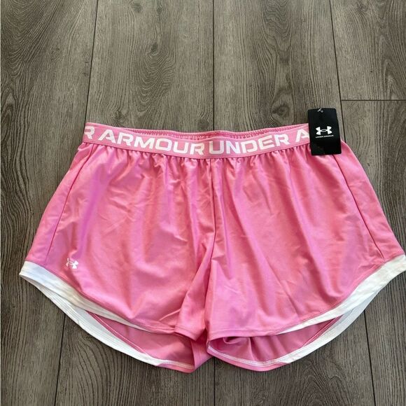 Under armour woman’s play up 2.0 shorts very lightweight - Picture 1 of 4